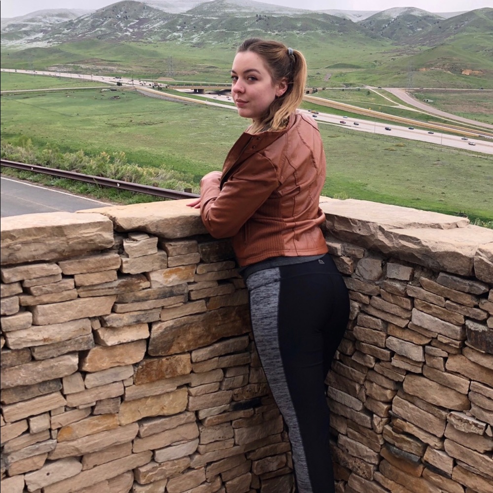 Meet your Posher, Shelby